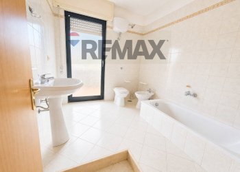 Bagno - Casa semi indipendente Via Pietro Nenni
 
5, Guasila - foto 15