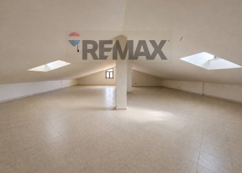 Stanza vuota - Casa semi indipendente Via Pietro Nenni
 
5, Guasila - foto 24