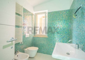Bagno - Attico statale 16 sud
 
386, Vasto - foto 8