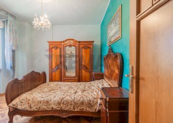 Camera / camera da letto - Appartamento Via Dello Stadio
 
17, Gissi - foto 17
