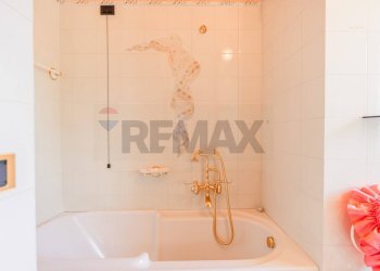 Bagno - Appartamento Via Dello Stadio
 
17, Gissi - foto 22