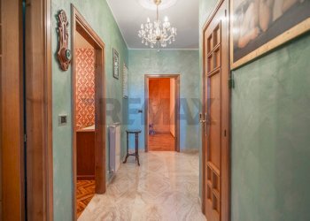 Hall / corridoio - Appartamento Via Dello Stadio
 
17, Gissi - foto 23
