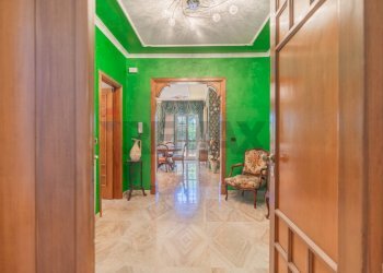 Hall / corridoio - Appartamento Via Dello Stadio
 
17, Gissi - foto 25