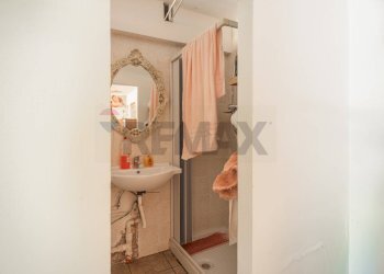 Bagno - Appartamento Via Dello Stadio
 
17, Gissi - foto 33