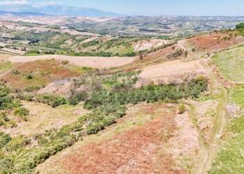 Vista delle montagne - Terreno agricolo Strada Monteodorisio
 
snc, Cupello - foto 8