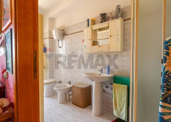 Bagno - Semi-detached Villa Via San Rocco
 
13D, Villalfonsina - photo 12