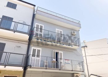 Edificio all\'aperto - Casa semi indipendente Montenero di Bisaccia - foto 1