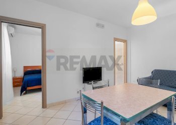 Sala da pranzo - Appartamento Via Luca Tarigo, Montenero di Bisaccia - foto 5
