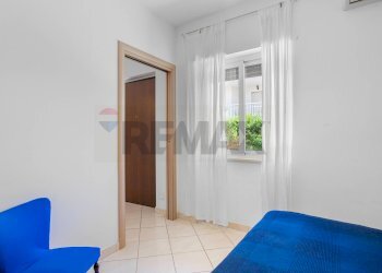Camera / camera da letto - Appartamento Via Luca Tarigo, Montenero di Bisaccia - foto 16