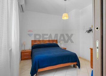 Camera / camera da letto - Appartamento Via Luca Tarigo, Montenero di Bisaccia - foto 17