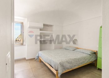Camera / camera da letto - Two-room apartment Monteodorisio - photo 9