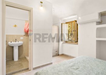 Camera / camera da letto - Two-room apartment Monteodorisio - photo 10