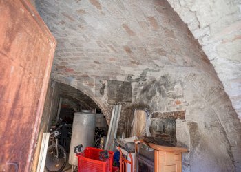 Cantina - Two-room apartment Monteodorisio - photo 21