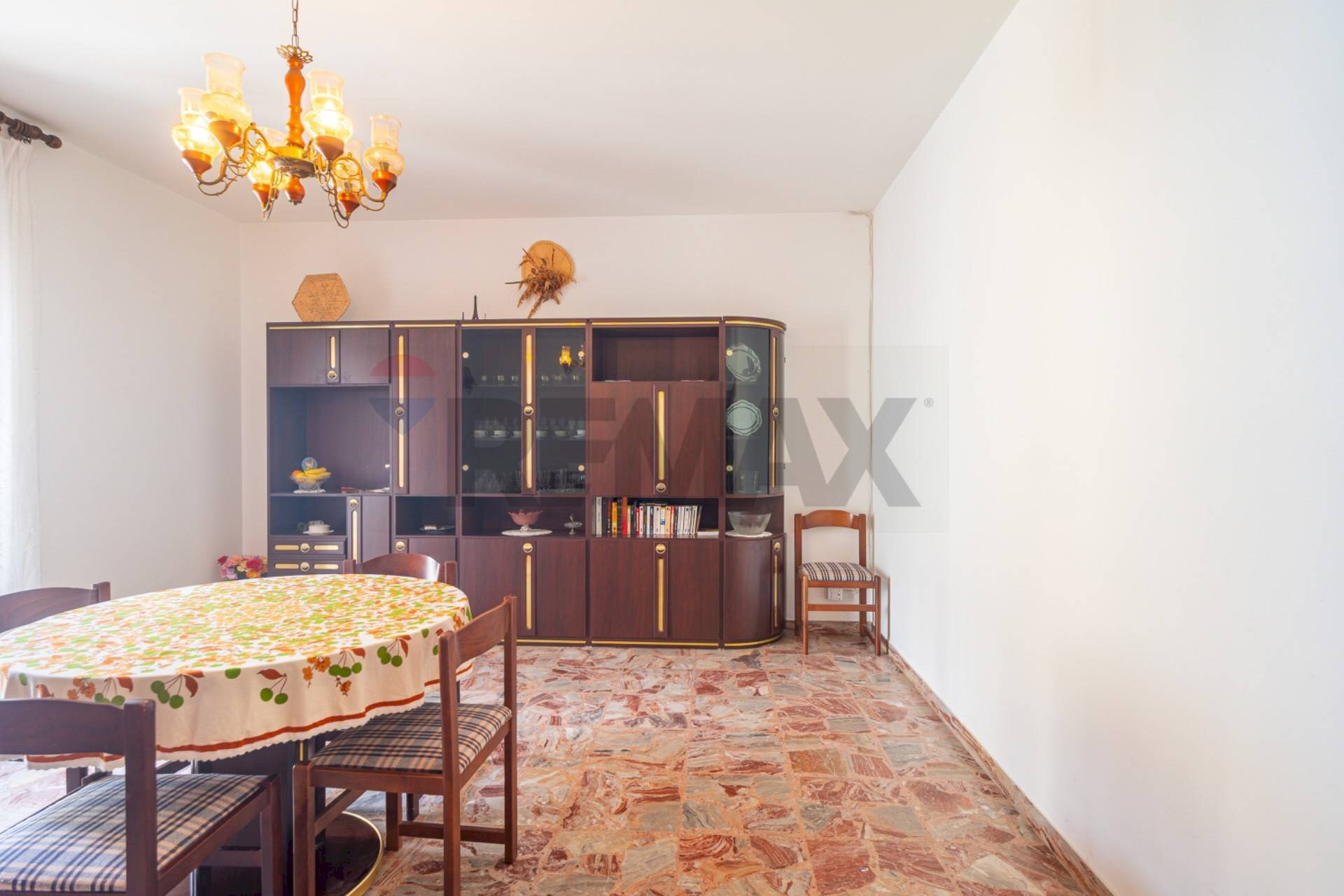 Sala da pranzo - Apartment via Ladispoli
 
4, Cupello - photo 3