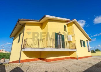 Casa all\'aperto - Villa C.da Montebello
 
46, Montenero di Bisaccia - foto 3