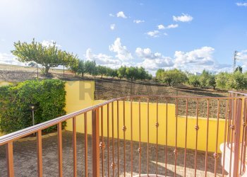 Balcone - Villa C.da Montebello
 
46, Montenero di Bisaccia - foto 11