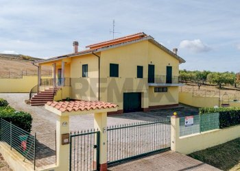 Casa all\'aperto - Villa C.da Montebello
 
46, Montenero di Bisaccia - foto 61