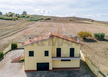 Casa all\'aperto - Villa C.da Montebello
 
46, Montenero di Bisaccia - foto 62