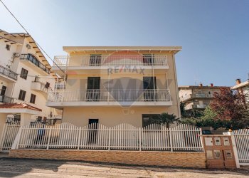 Edificio all\'aperto - Attic Via Istonia
 
85/B, Cupello - photo 1