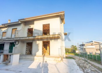 Casa all\'aperto - Terraced Villa Via Lanciano
 
snc, Casalbordino - photo 3