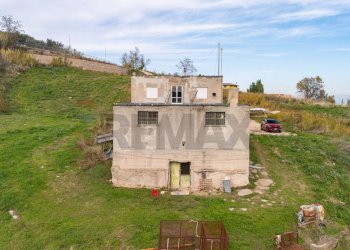 Casa all\'aperto - Casa indipendente via Luigi Rovelli
 
snc, Montenero di Bisaccia - foto 47