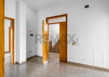 Stanza vuota - Villa via Vittoria Colonna
 
63, Francavilla al Mare - photo 3