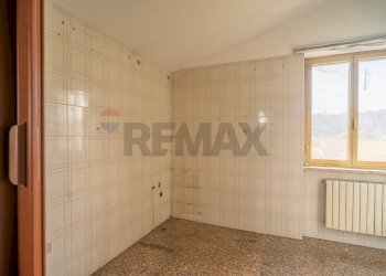Stanza vuota - Villa via Vittoria Colonna
 
63, Francavilla al Mare - photo 35