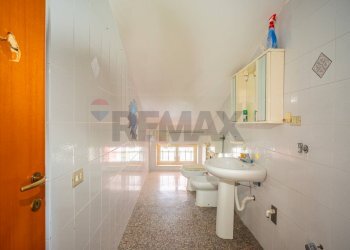 Bagno - Villa via Vittoria Colonna
 
63, Francavilla al Mare - photo 38
