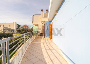Balcone - Appartamento Via Gaetano Piccirilli
 
29, Vasto - foto 2