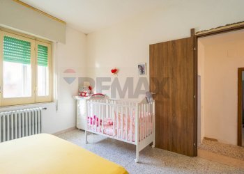 Camera / camera da letto - Appartamento Via Torri in Sabina
 
4, Cupello - foto 19