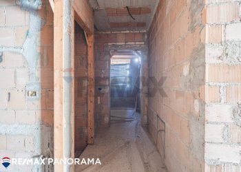 Hall / corridoio - Semi-detached house Cupello - photo 6