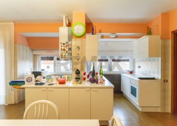 Cucina - Casa indipendente Casalbordino - foto 15