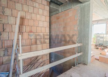 Scale - Villa Bifamiliare San Salvo - foto 12