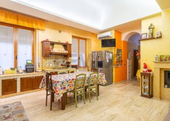Cucina - Appartamento Via Argentieri, Montenero di Bisaccia - foto 1