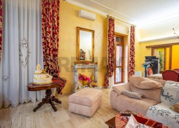 Soggiorno - Appartamento Via Argentieri, Montenero di Bisaccia - foto 2