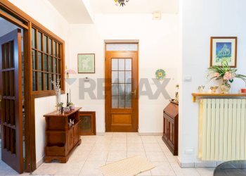 Hall / corridoio - Casa semi indipendente Gissi - foto 4