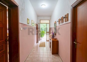 Hall / corridoio - Casa semi indipendente Gissi - foto 36