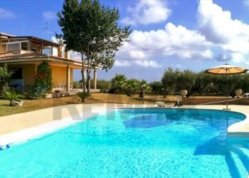Piscina - Villa Vasto - photo 3