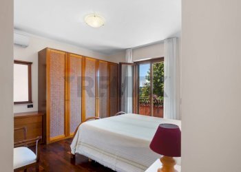 Camera / camera da letto - Villa Vasto - photo 23