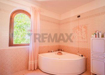 Bagno - Villa Vasto - photo 40