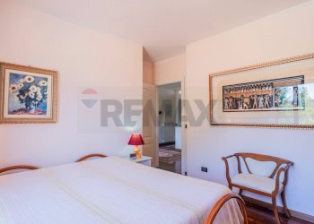 Camera / camera da letto - Villa Vasto - photo 79