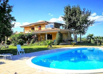 Piscina - Villa Vasto - photo 120