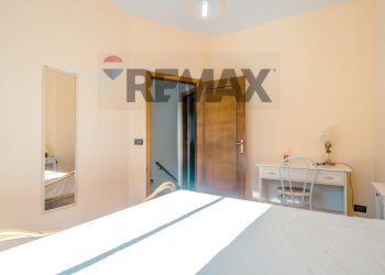 Camera / camera da letto - Villa a Schiera Casalbordino - foto 9
