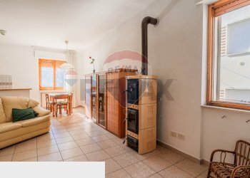 Sala da pranzo - Apartment Gissi - photo 2
