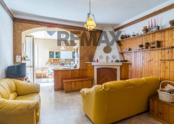 Soggiorno - Appartamento Largo Taverna
 
18, Carunchio - foto 12