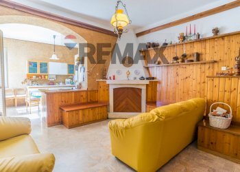 Soggiorno - Appartamento Largo Taverna
 
18, Carunchio - foto 13