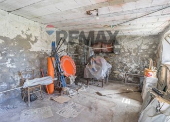 Stanza vuota - Appartamento Largo Taverna
 
18, Carunchio - foto 35