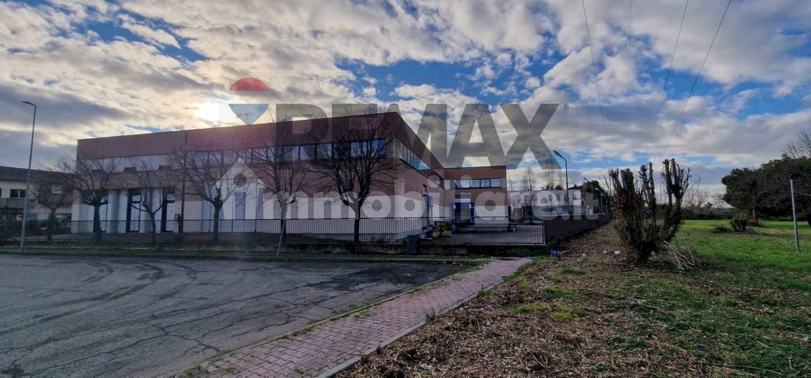 Casa all\'aperto - Locale Commerciale Riccione - foto 3