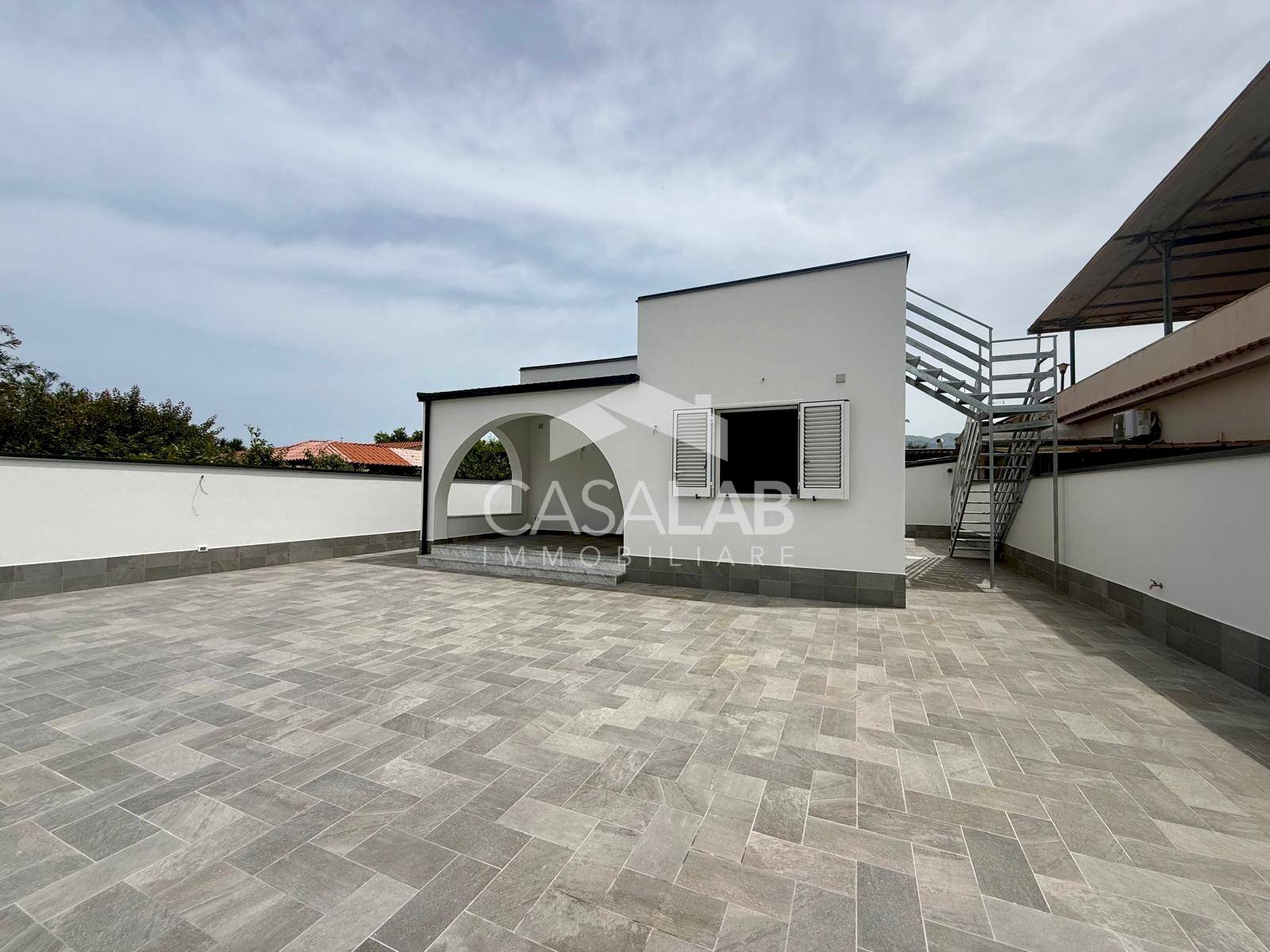 Foto 1 - Villa Via Cesare Baldo
 
33, Carini - photo 1