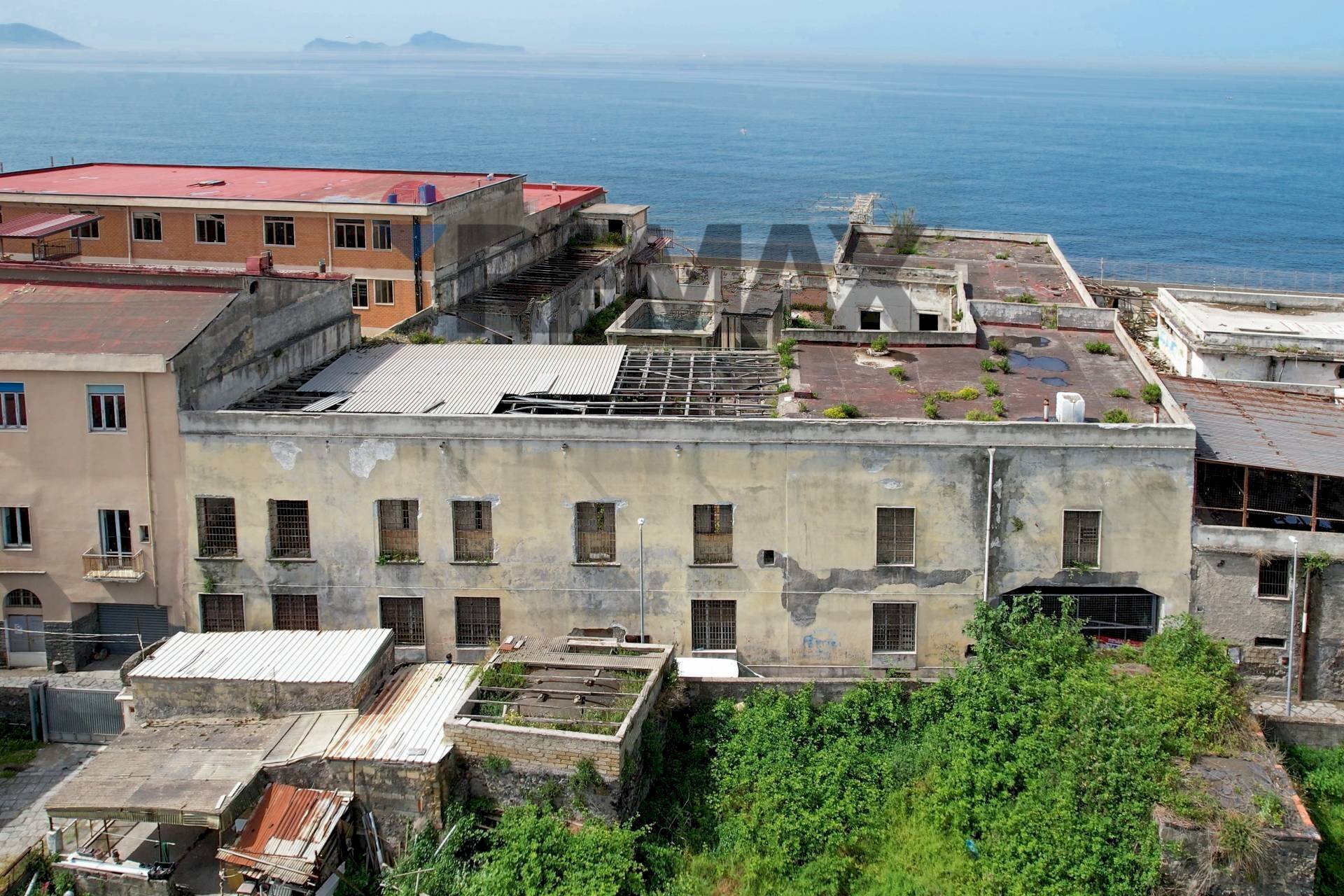 Edificio all\'aperto - Capannone via Marittima
 
3, Ercolano - foto 1